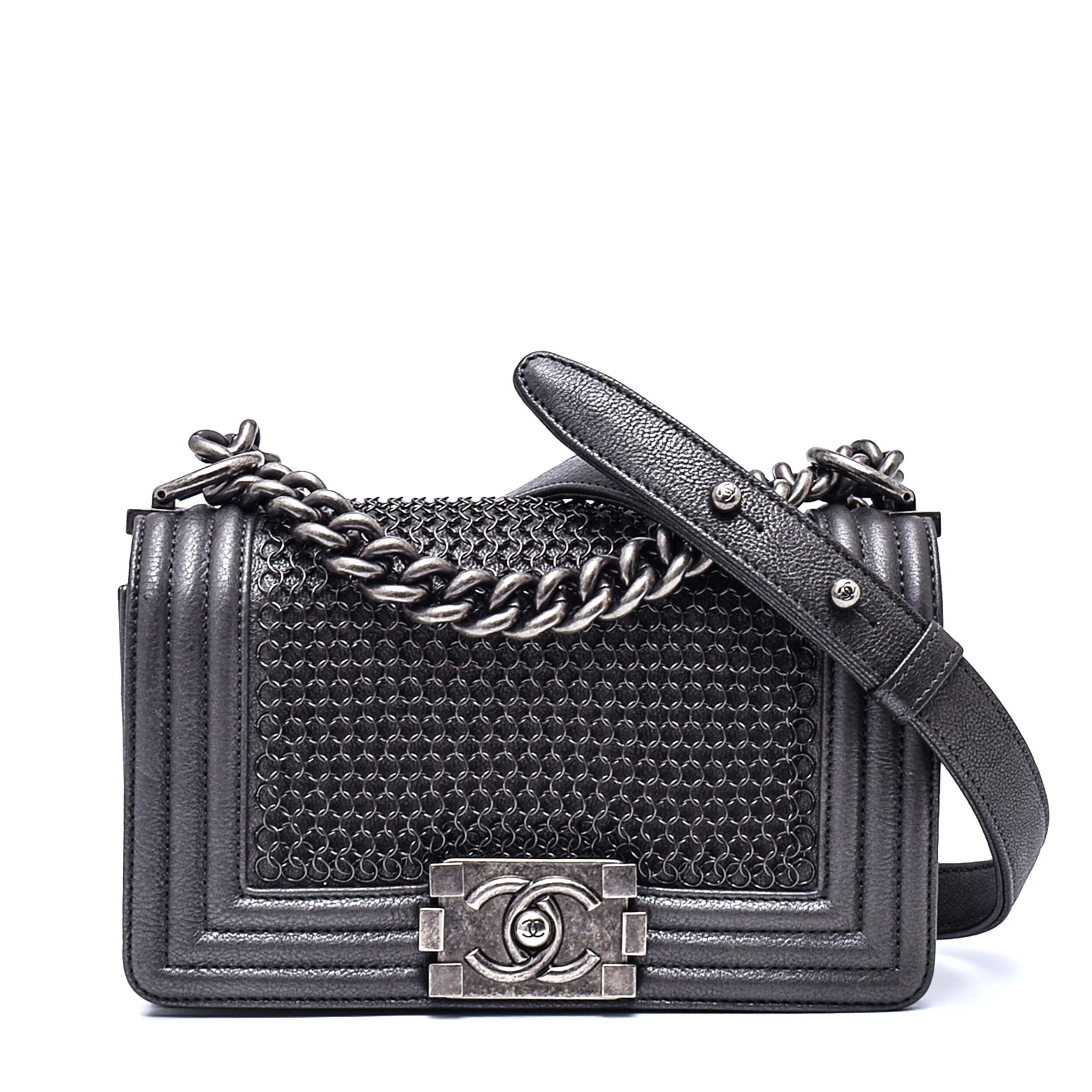 Chanel - Anthracite Leather&Metal Chainmail Paris-Edinburgh Small Le Boy Bag